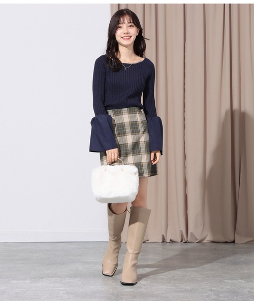 CHILLE（チル）の「袖切り替え ベルスリーブ ニット（ニット/セーター・レディース・ネイビー/グレー・FREE）」の14枚目の写真