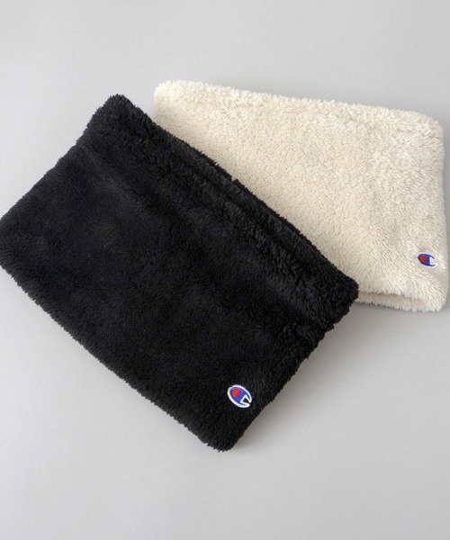 Champion（チャンピオン）の「たっぷりボリューム ファーフリース 裏ボア ネックウォーマー（ネックウォーマー/スヌード・メンズ・オフホワイト/ブラック・FREE）」の10枚目の写真