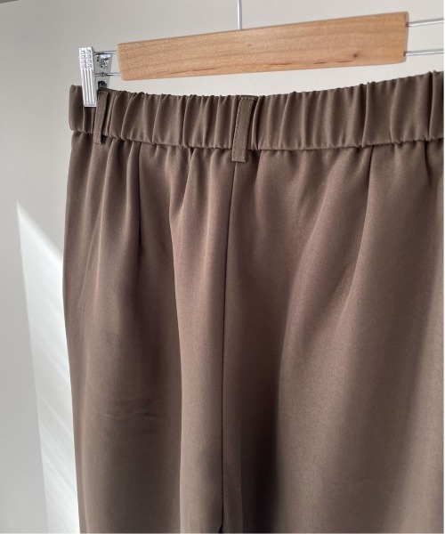 ibeul_(イベール)の「タックワイドパンツ(その他パンツ・レディース・ブラック/ブラウン・L/XL/S/M)」の3枚目の写真