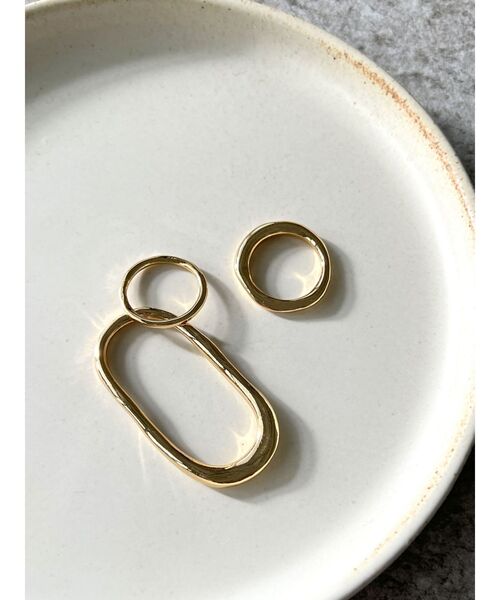 Ungrid（アングリッド）の「ニュアンスリングセット（リング・レディース・シルバー/ゴールド・FREE）」の3枚目の写真
