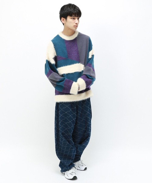 Anui（アニュイ）の「【UNISEX】バイカラーキカパターンニット（ニット/セーター・レディース・グレー系その他/ブルー系その他・MEDIUM）」の20枚目の写真