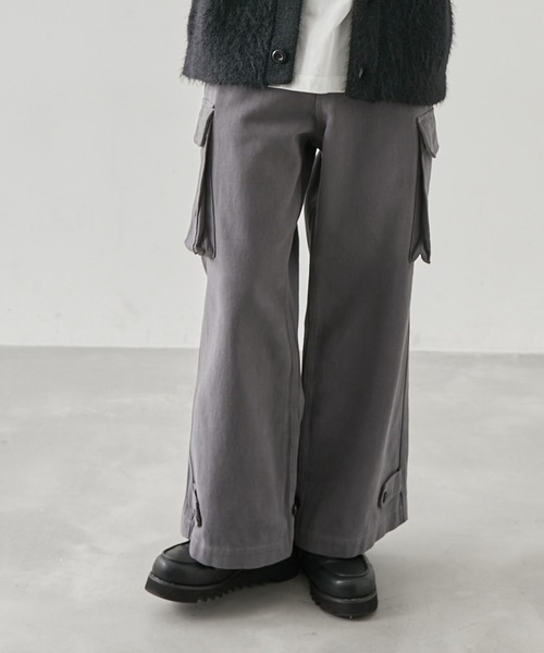 JUNRED(ジュンレッド)の「ユーロミリタリーカーゴフレアパンツ(カーゴパンツ・メンズ・ブラック/チャコールグレー/オフホワイト・L/M/S)」の6枚目の写真