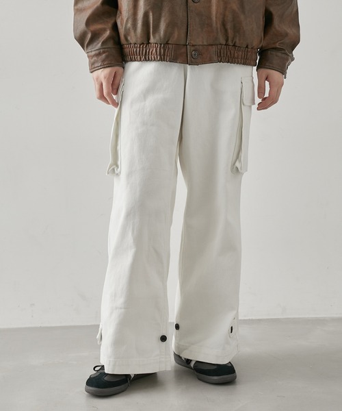 JUNRED(ジュンレッド)の「ユーロミリタリーカーゴフレアパンツ(カーゴパンツ・メンズ・ブラック/チャコールグレー/オフホワイト・L/M/S)」の8枚目の写真