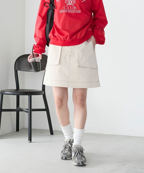 BONLECILL(ボンルシール)の「配色ステッチチノミニスカート(スカート・レディース・ブラック/アイボリー/ネイビー/ベージュ・L/M)」の6枚目の写真