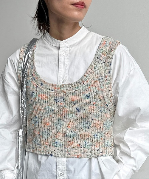 CPCM（シーピーシーエム）の「MIX糸ニットビスチェ（ベスト・レディース・ブルー/グリーン/オレンジ・F）」の3枚目の写真