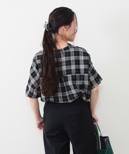 魅力的な BEAMS BOY（ビームスボーイ）の「リネン スタンド チェック トップス