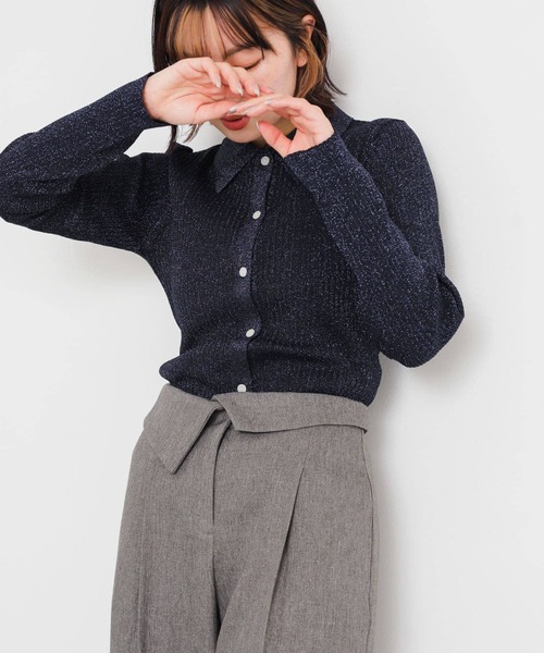SENSE OF PLACE by URBAN RESEARCH(センスオブプレイスバイアーバンリサーチ)の「ラメニットコンパクトカーディガン(ニット/セーター・レディース・グレー/ネイビー/イエロー・ONE)」の21枚目の写真