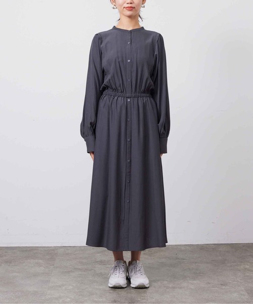 Chez toi(シェトワ)の「ショルダータックバンドカラーワンピース(ワンピース・レディース・チャコールグレー/グレイッシュベージュ/オレンジ・FREE)」の10枚目の写真