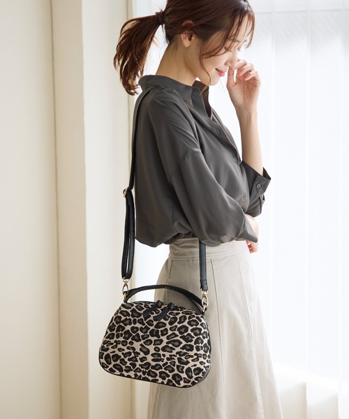 GLOBAL WORK（グローバルワーク）の「スペ軽お財布ショルダー/103951