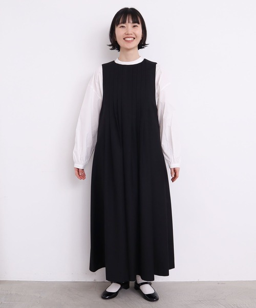 l'atelier du savon（アトリエドサボン）の「プリーツタック　ノースリワンピース（ワンピース・レディース・ブラック/グレー・FREE）」の18枚目の写真