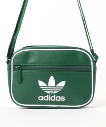 adidas（アディダス）の「adidas / アディカラー クラシック