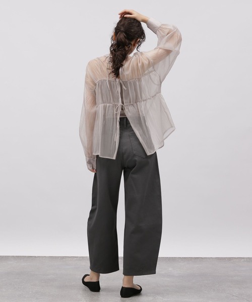 LAKOLE（ラコレ）の「カーブシルエットカツラギパンツ/ 112094（その他パンツ・レディース・オフホワイト/チャコールグレー・SMALL/MEDIUM/LARGE）」の12枚目の写真