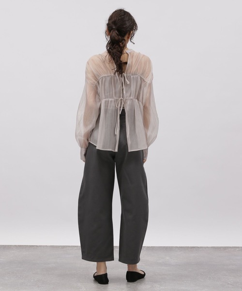 LAKOLE（ラコレ）の「カーブシルエットカツラギパンツ/ 112094（その他パンツ・レディース・オフホワイト/チャコールグレー・SMALL/MEDIUM/LARGE）」の13枚目の写真