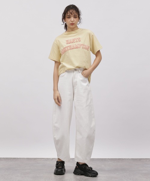 LAKOLE（ラコレ）の「カーブシルエットカツラギパンツ/ 112094（その他パンツ・レディース・オフホワイト/チャコールグレー・SMALL/MEDIUM/LARGE）」の3枚目の写真