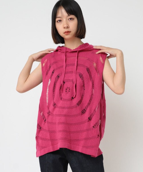 RNA（アールエヌエー）の「K2676 うずまきノースリフーディー（タンクトップ・レディース・ブラック/ピンク/ホワイト・MEDIUM）」の3枚目の写真