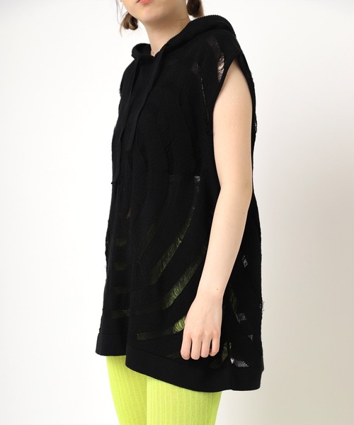 RNA（アールエヌエー）の「K2676 うずまきノースリフーディー（タンクトップ・レディース・ブラック/ピンク/ホワイト・MEDIUM）」の6枚目の写真