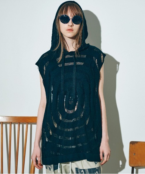 RNA（アールエヌエー）の「K2676 うずまきノースリフーディー（タンクトップ・レディース・ブラック/ピンク/ホワイト・MEDIUM）」の19枚目の写真