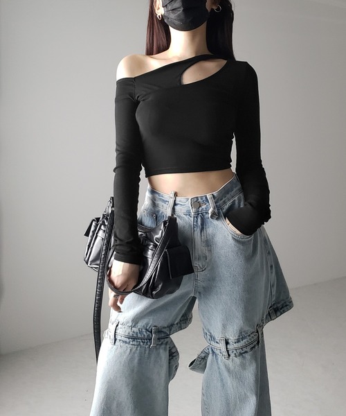 me+em select(ミームセレクト)の「【 3color 】ワンショルダーカットアウトショートカットソートップス / one shoulder cutout short cutsew tops ※※(Tシャツ/カットソー・レディース・ホワイト/グレー/ブラック・FREE)」の11枚目の写真