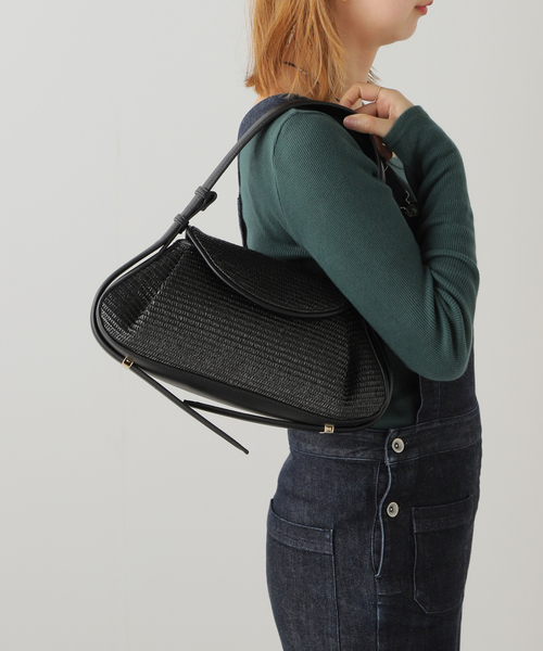 LE TALON（ルタロン）の「LE VERNIS/ル・ベルニ FOSSETE BAG234‐211‐512（ショルダーバッグ・レディース・ベージュ/ブラック・FREE）」の17枚目の写真