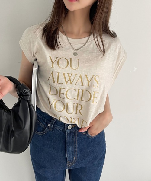 Ada.(エイダ)の「箔プリント ロゴ ノースリーブ トップス(Tシャツ/カットソー・レディース・チャコール/アイボリー/オフホワイト・FREE)」の14枚目の写真