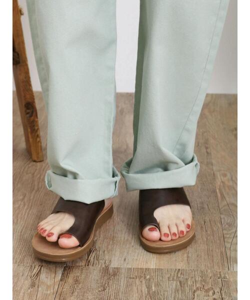 Samansa Mos2（サマンサ モスモス）の「【S/XLサイズ WEB限定】軽量サムリングサンダル（サンダル・レディース・オフホワイト/ブラウン・XL/M/L/S）」の6枚目の写真