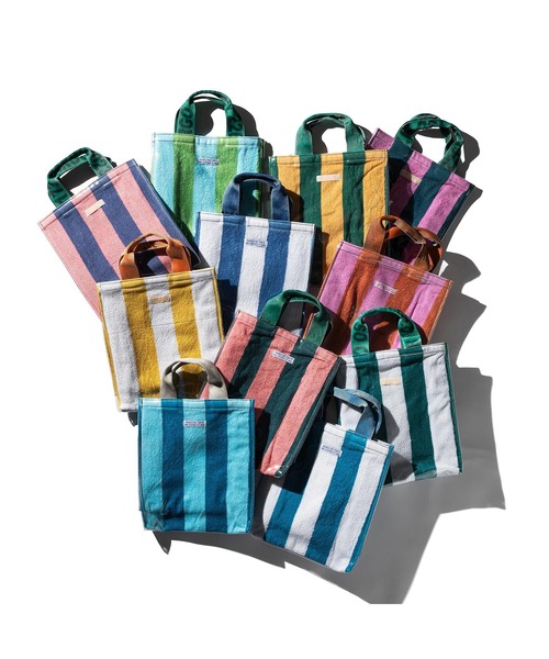 PUEBCO（プエブコ）の「COVERED TOWEL DOCUMENT BAG（トートバッグ・メンズ・ライトブルー/ホワイト×グリーン/ホワイト×ブルー/ホワイト×イエロー/イエロー×グリーン/グリーン×ピンク/ブルー系その他/ピンク系/ライトグリーン系・ONE SIZE）」の14枚目の写真