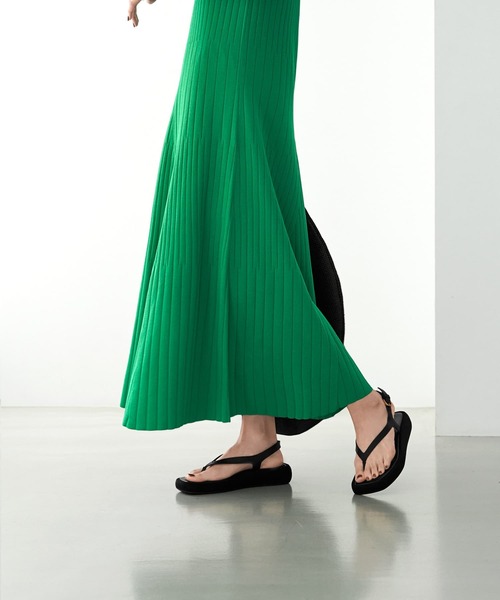 STYLE DELI(スタイルデリ)の「【LUXE】パネル編みフレアワンピース(ワンピース・レディース・グリーン/ブラック・SMALL/MEDIUM)」の12枚目の写真