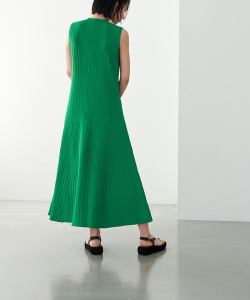 STYLE DELI(スタイルデリ)の「【LUXE】パネル編みフレアワンピース(ワンピース・レディース・グリーン/ブラック・SMALL/MEDIUM)」の13枚目の写真