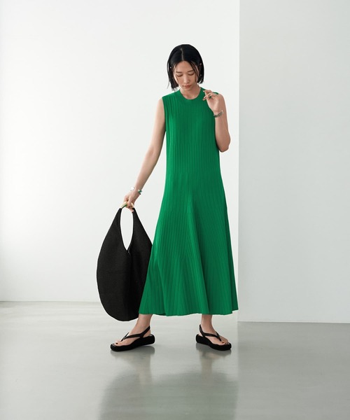 STYLE DELI(スタイルデリ)の「【LUXE】パネル編みフレアワンピース(ワンピース・レディース・グリーン/ブラック・SMALL/MEDIUM)」の17枚目の写真