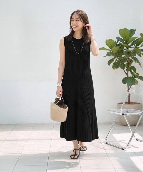 STYLE DELI(スタイルデリ)の「【LUXE】パネル編みフレアワンピース(ワンピース・レディース・グリーン/ブラック・SMALL/MEDIUM)」の5枚目の写真
