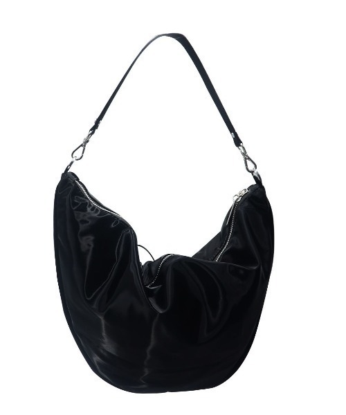 ハンドバッグ YIEYIE Y.14 Sophia Bag / Y.14BB14 / GLOSSY BLACK YIE YIE（イエイエ）の「YIE YIE/イエイエ/Y.14 Sophia Bag