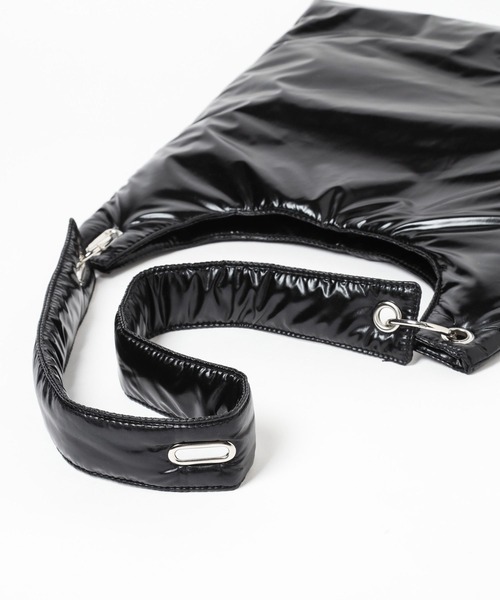 HARE(ハレ)の「パテット BIGショルダーバッグ(HARE)(ショルダーバッグ・レディース・ブラック/シルバー・FREE)」の14枚目の写真