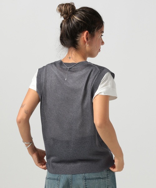 BAYFLOW（ベイフロー）の「ラメノースリーブプルオーバー（ベスト・レディース・ブルー/ブラック/ゴールド・FREE）」の20枚目の写真