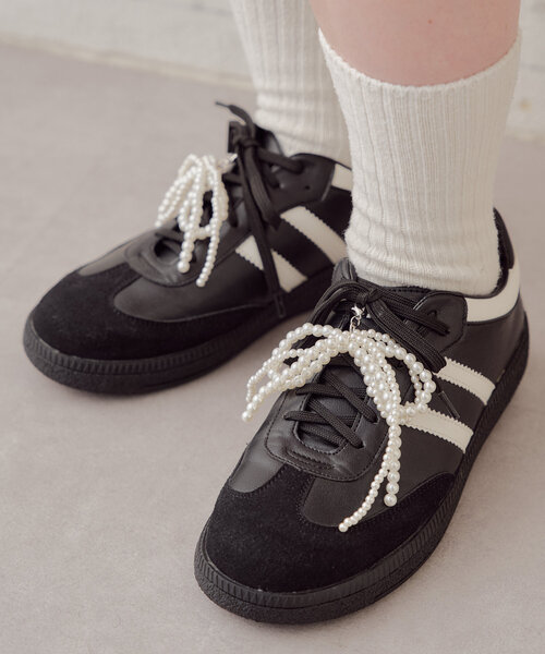 Chico（チコ）の「2WAYシューズキーホルダー（イヤリング・レディース・ホワイト/シルバー・FREE）」の3枚目の写真