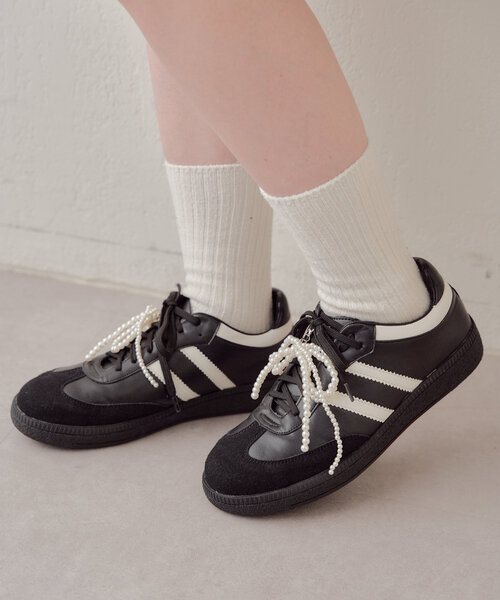 Chico（チコ）の「2WAYシューズキーホルダー（イヤリング・レディース・ホワイト/シルバー・FREE）」の4枚目の写真