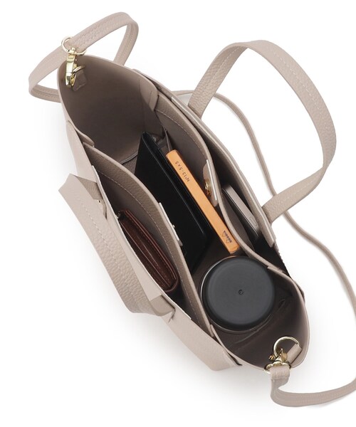 index（インデックス）の「◆【2WAY】フェイクレザーミドルトートバッグ（トートバッグ・レディース・ブラック/チャコールグレー/グレー/オフホワイト/ベージュ・00）」の12枚目の写真