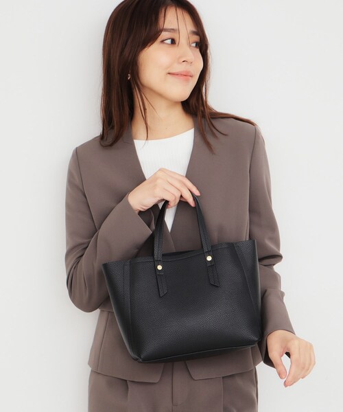 index（インデックス）の「◆【2WAY】フェイクレザーミドルトートバッグ（トートバッグ・レディース・ブラック/チャコールグレー/グレー/オフホワイト/ベージュ・00）」の15枚目の写真