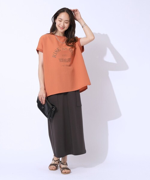 Cutie Blonde（キューティーブロンド）の「【洗える】ぽこぽこアソートロゴトップス（Tシャツ/カットソー・レディース・オレンジ/ホワイト系/ブラック/チャコールグレー・04/02/03）」の19枚目の写真