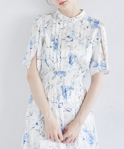 【セール】スリットスリーブ水彩ラインフラワープリントワンピース（ワンピース）｜tocco closet（トッコ クローゼット）