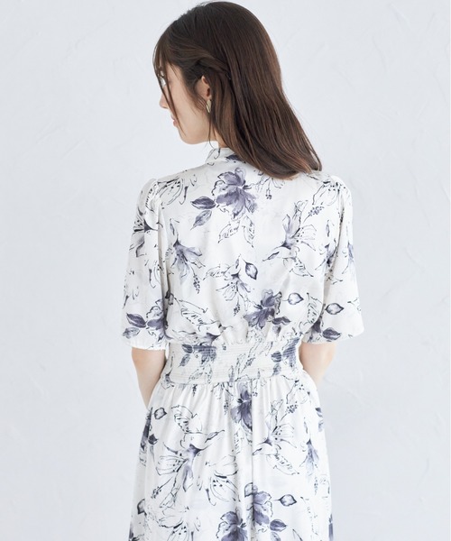 【セール】スリットスリーブ水彩ラインフラワープリントワンピース（ワンピース）｜tocco closet（トッコ クローゼット）