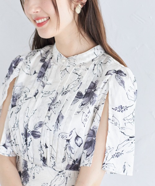 【セール】スリットスリーブ水彩ラインフラワープリントワンピース（ワンピース）｜tocco closet（トッコ クローゼット）