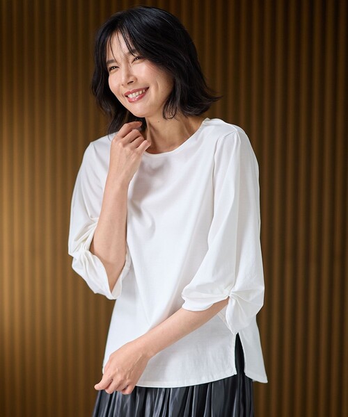 ANY(エニィ)の「シルケットスムースタックスリーブプルオーバー(Tシャツ/カットソー・レディース・オールドローズ系/ブラック系/黄土色系/ブルー系/アイボリー系・2/3)」の4枚目の写真