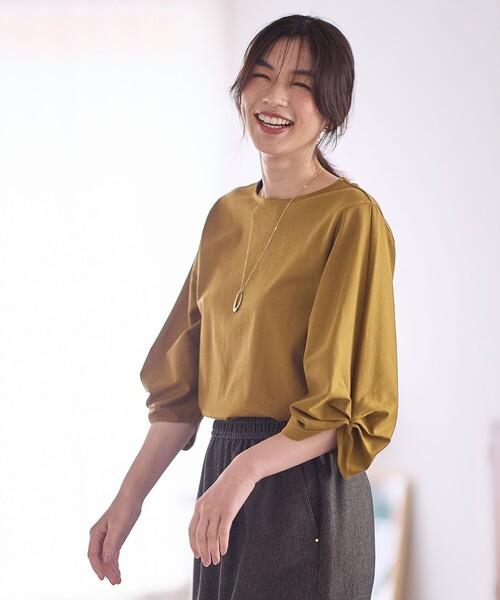 ANY(エニィ)の「シルケットスムースタックスリーブプルオーバー(Tシャツ/カットソー・レディース・オールドローズ系/ブラック系/黄土色系/ブルー系/アイボリー系・2/3)」の17枚目の写真