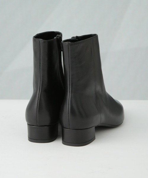 FABIO RUSCONI(ファビオルスコーニ)の「FABIO RUSCONI/ポインテッド ヒールショートブーツ(ブーツ・レディース・ブラック・36/37/38)」の8枚目の写真