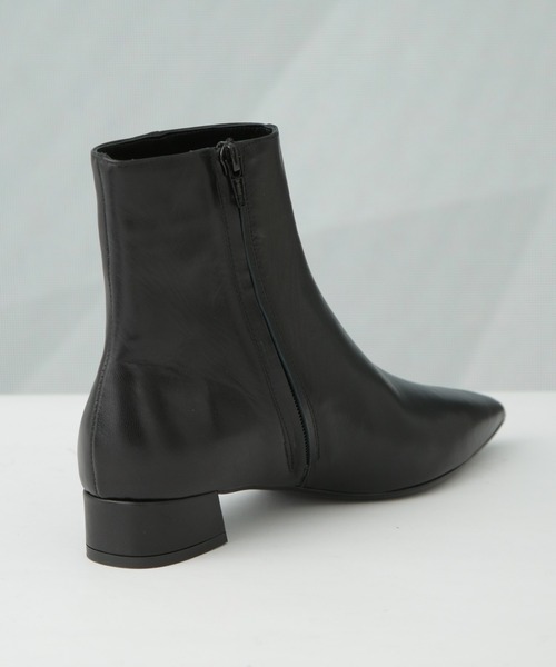 FABIO RUSCONI(ファビオルスコーニ)の「FABIO RUSCONI/ポインテッド ヒールショートブーツ(ブーツ・レディース・ブラック・36/37/38)」の6枚目の写真