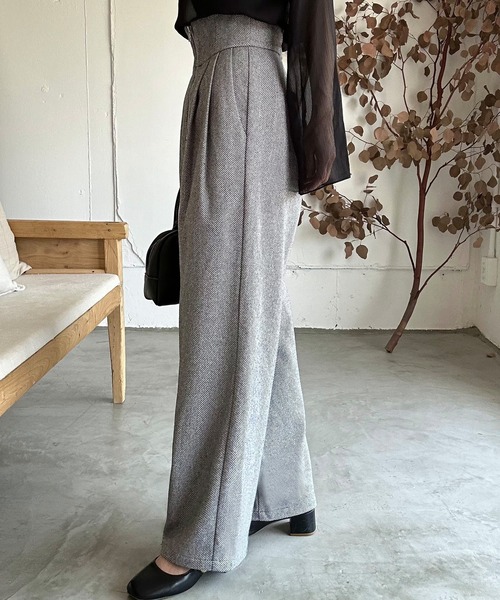 LAUIR（ラウアー）の「ヘリンボーンジップパンツ[高身長サイズMT有り]（スラックス・レディース・ブラウン/ブラック/グレー・MEDIUM/LARGE/MT）」の8枚目の写真