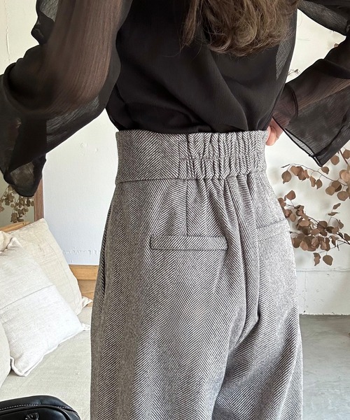 LAUIR（ラウアー）の「ヘリンボーンジップパンツ[高身長サイズMT有り]（スラックス・レディース・ブラウン/ブラック/グレー・MEDIUM/LARGE/MT）」の10枚目の写真