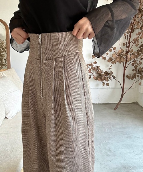 LAUIR（ラウアー）の「ヘリンボーンジップパンツ[高身長サイズMT有り]（スラックス・レディース・ブラウン/ブラック/グレー・MEDIUM/LARGE/MT）」の11枚目の写真