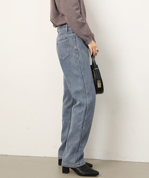 Doux Belle(ドゥーベル)の「ストレートデニムパンツ(デニムパンツ・レディース・ブルー/チャコール/ライトブルー/ブラック・MEDIUM/LARGE/X-LARGE/XX-LARGE)」の12枚目の写真