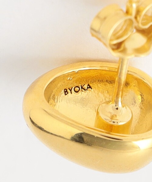 BYOKA(ビョーカ)の「<BYOKA>PEBBLE ピアス GL(ピアス(両耳用)・レディース・ゴールド・FREE)」の6枚目の写真